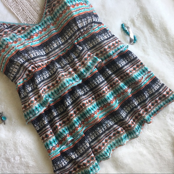 ✌🏼Boho Crochet Lace Yoke Tiered Ruffle Front Top - Picture 3 of 8